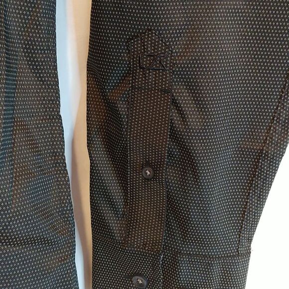 Cutter& Buck. Jeep Wagoneer. Button Down Versatech. Size Small. NWT - Picture 3 of 9